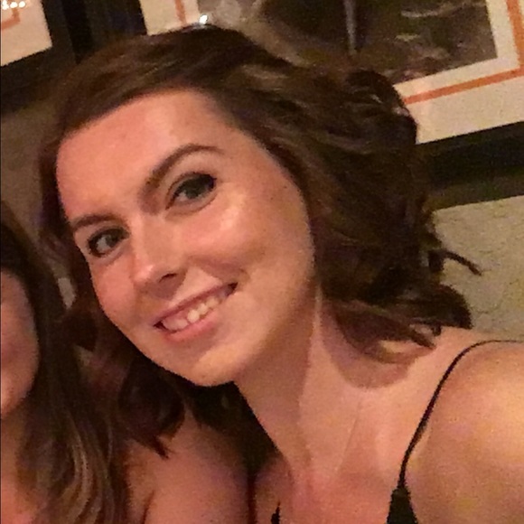 Meet your Posher, Colleen - Picture 1 of 1